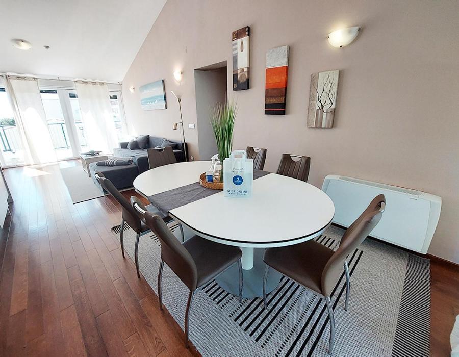 Queen Beach Apartments Нин Экстерьер фото