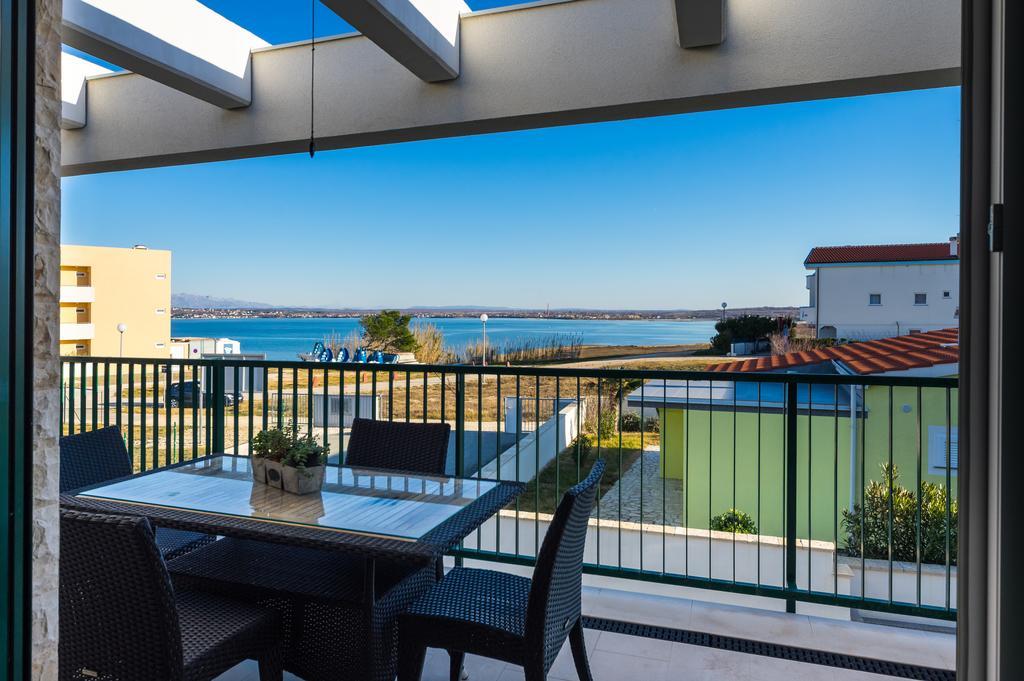 Queen Beach Apartments Нин Экстерьер фото