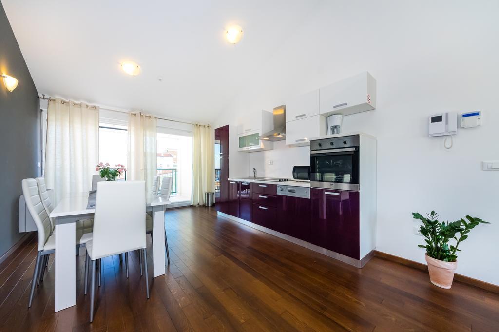 Queen Beach Apartments Нин Экстерьер фото