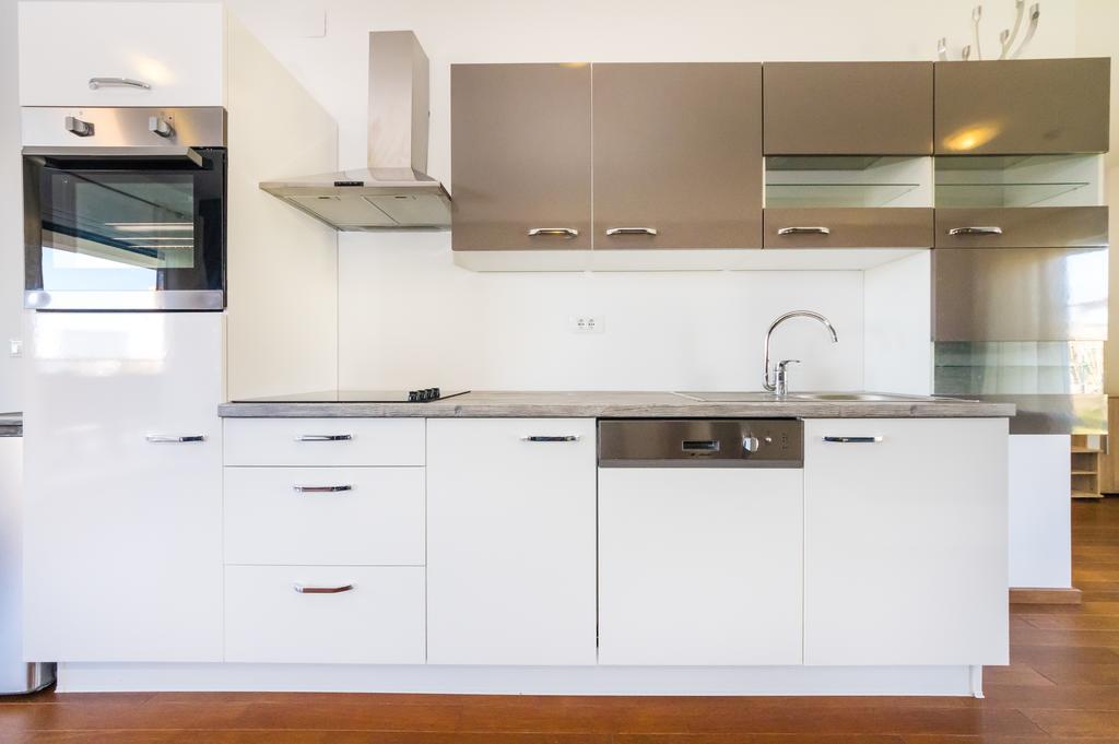 Queen Beach Apartments Нин Экстерьер фото